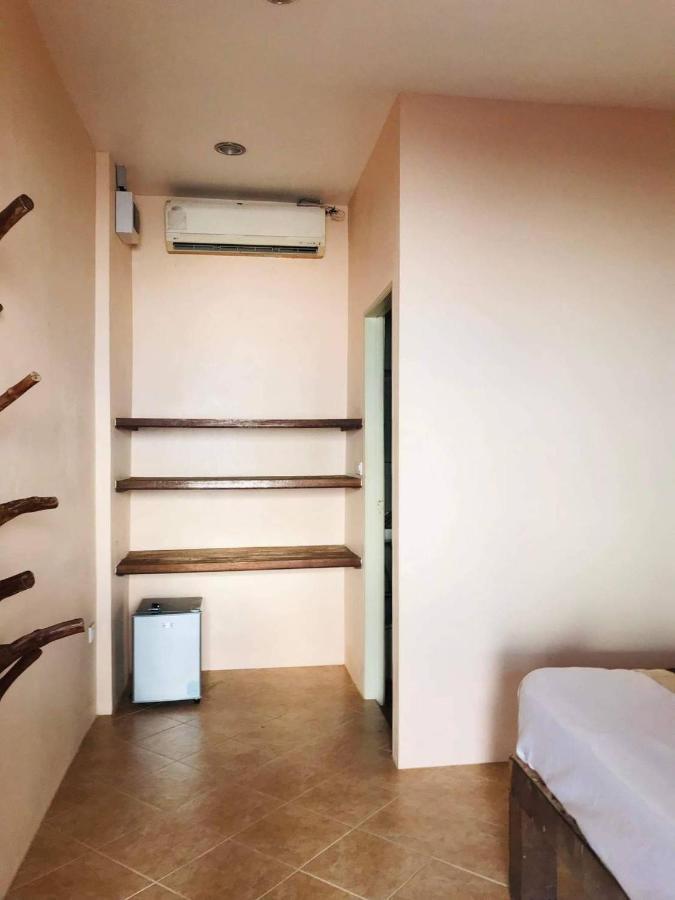 טראט Rock Sand Resort מראה חיצוני תמונה