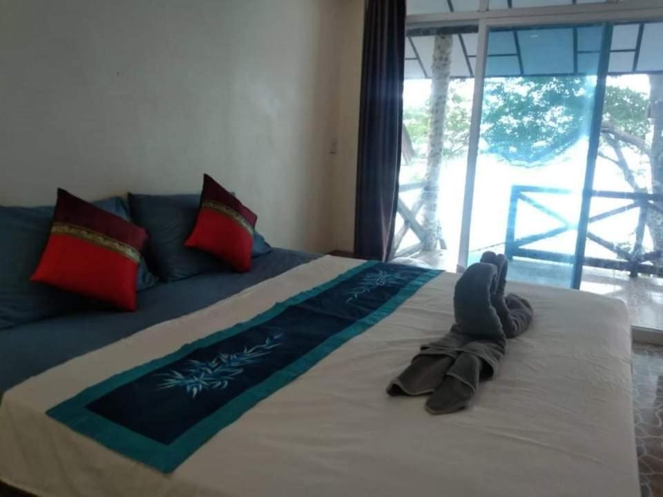 טראט Rock Sand Resort מראה חיצוני תמונה